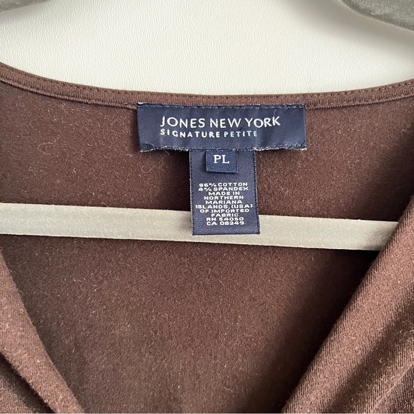 Jones New York Y2K Brown Ring Detail V Neck Ruched Petite Large Top - Picture 5 of 8